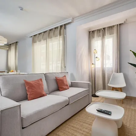 Triana Select, By Homing U Seville